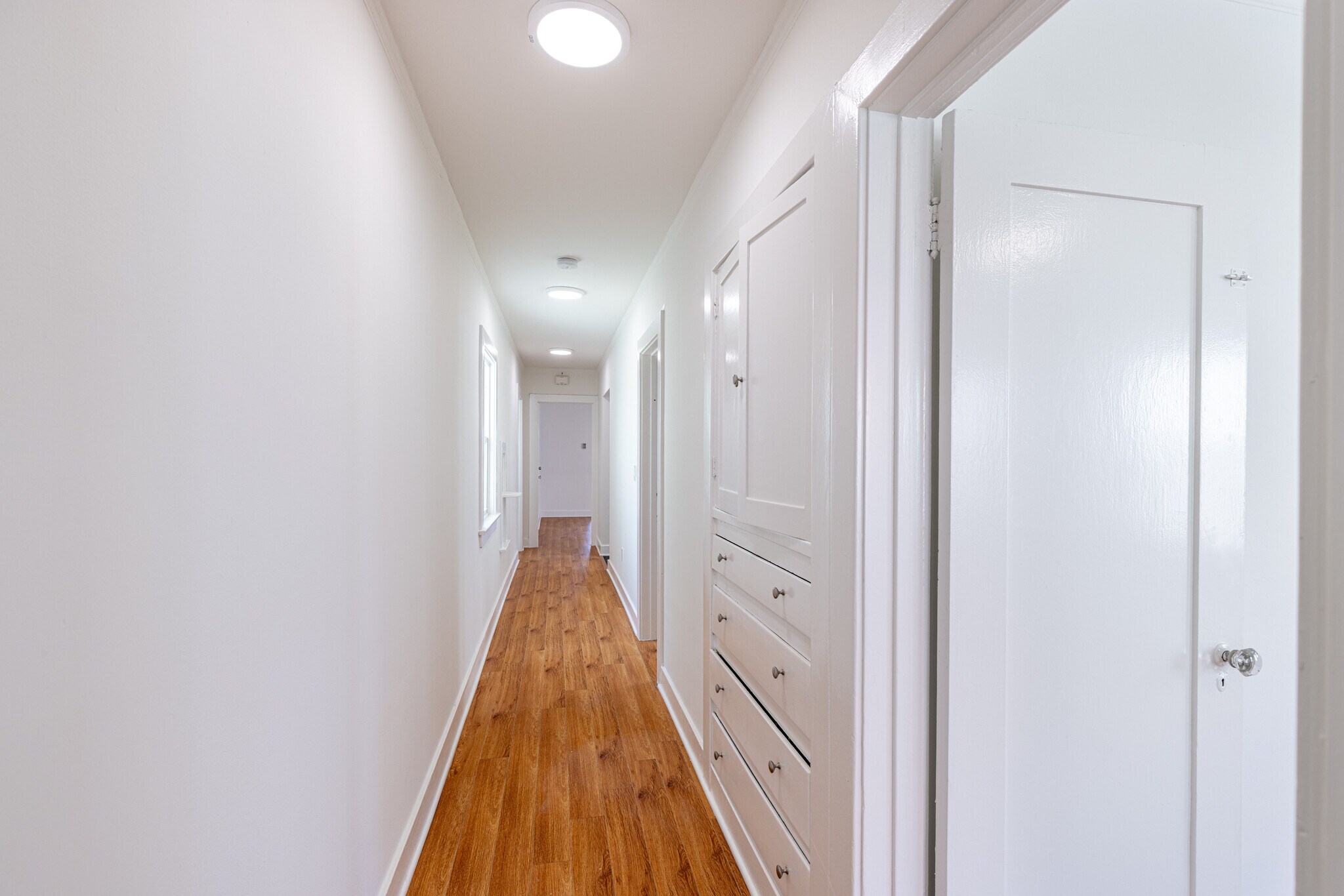 Building Photo - 232 N New Hampshire Ave