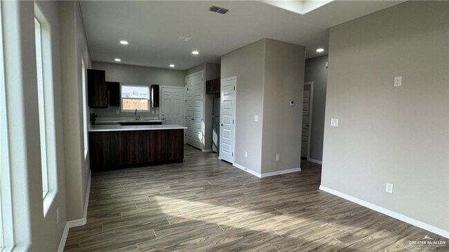 Building Photo - 13 S 43rd St