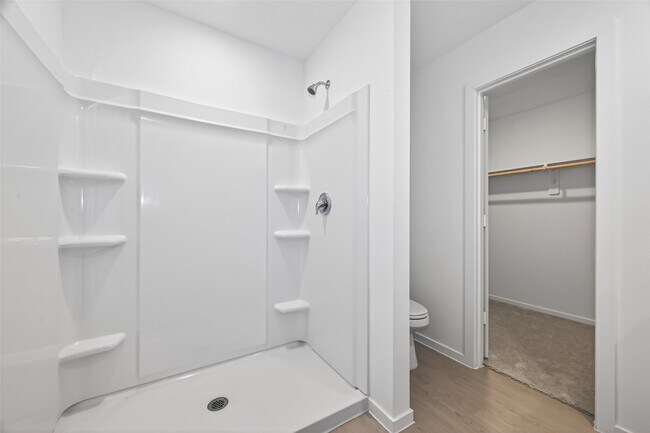 Building Photo - 3025 Fantasy Ter Dr