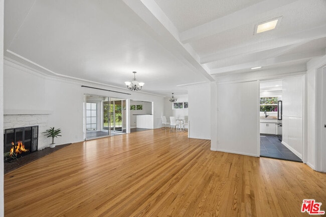 Building Photo - 3262 Woodbine St