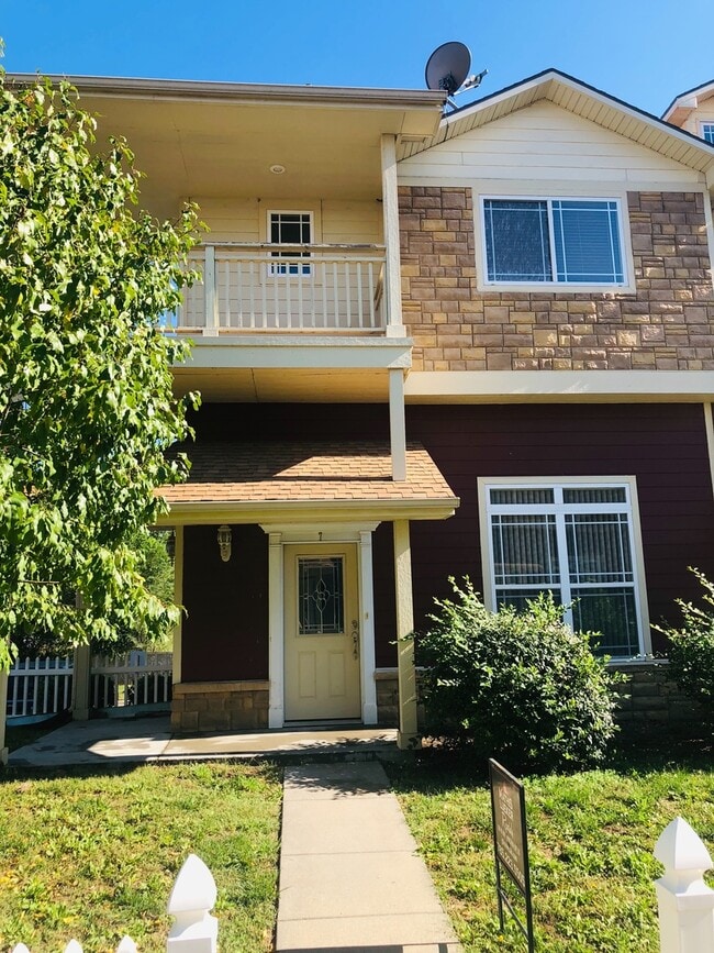 Primary Photo - Beautiful Townhome