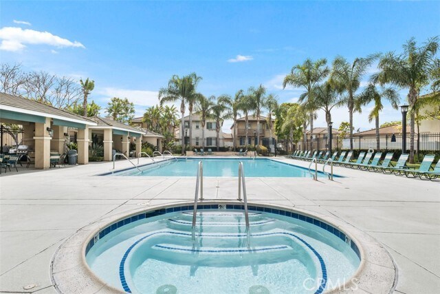 Building Photo - 201 Kensington