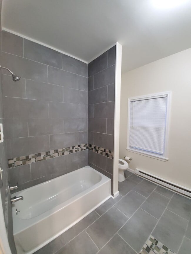 Building Photo - 6532 Torresdale Ave