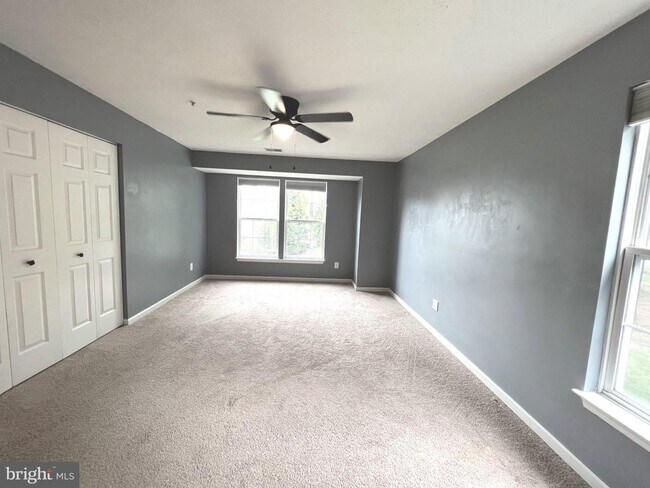 Building Photo - 2402 Autumn Harvest Ct
