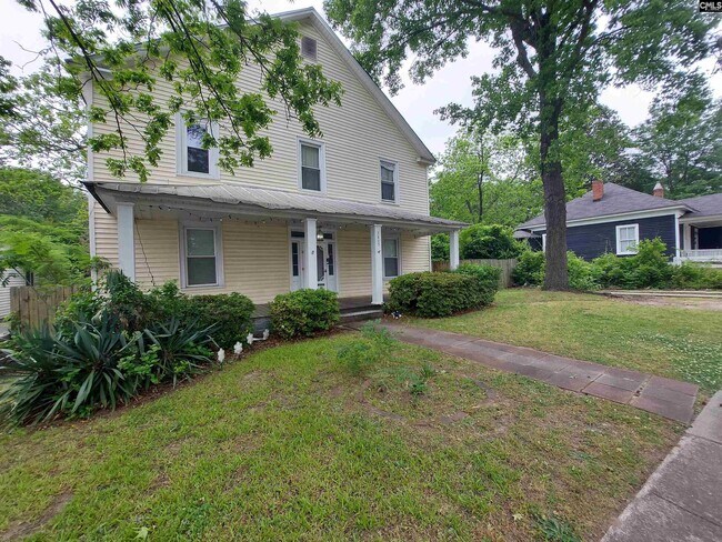 Building Photo - 3805 Lamar St