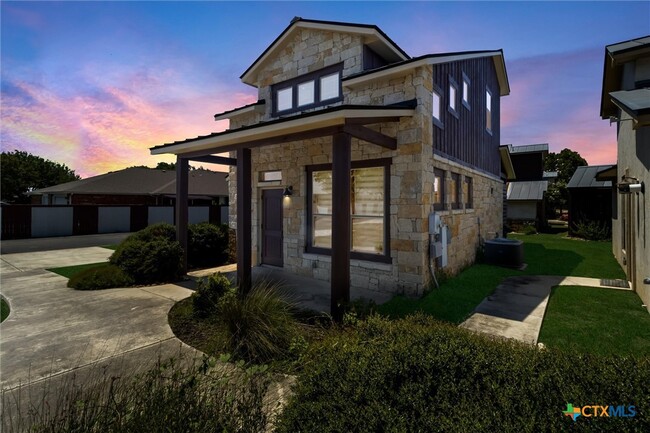 Building Photo - 1654 Gruene Vineyard Crossing