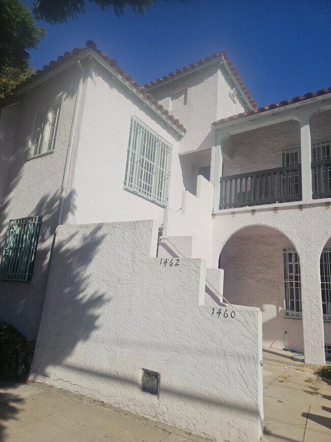 Building Photo - 1460 S Holt Ave