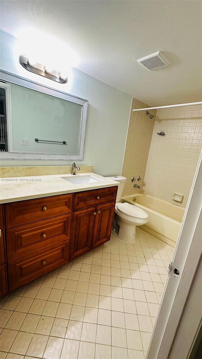 Building Photo - 2091 Coral Ridge Dr
