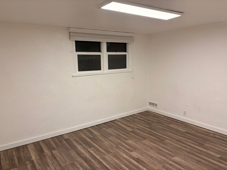 Building Photo - 109 N 500 W