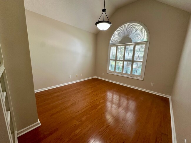 Building Photo - Timberline Meadows