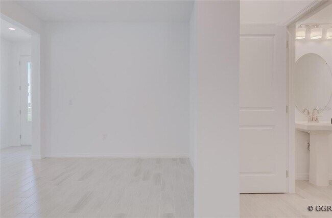 Building Photo - 15141 Summer Harvest St