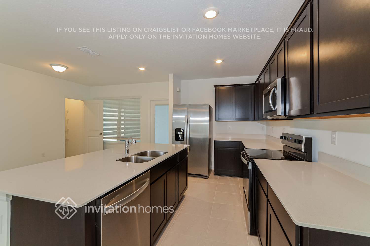 Building Photo - 5830 Sagebrush Aly