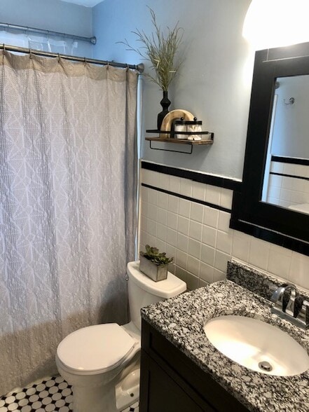 Bathroom - 2310 Willard Ave
