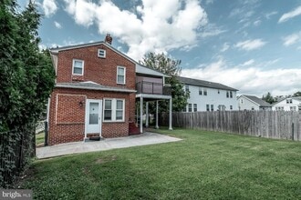Building Photo - 2 E Mill Rd