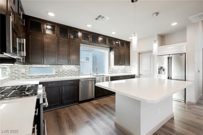 Building Photo - 8081 Misty Canyon Ave