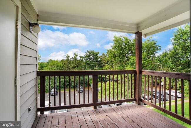 Building Photo - 200 Spring Maiden Ct