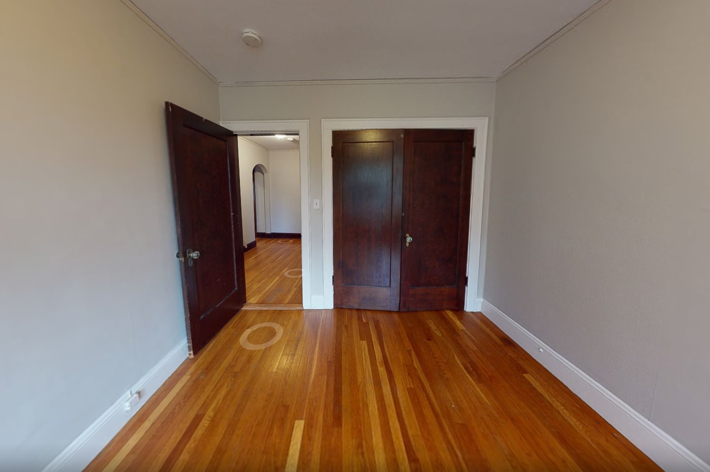 Building Photo - 116 College Ave