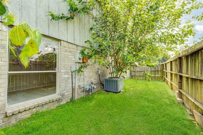 Building Photo - 3603 Storm Creek Dr