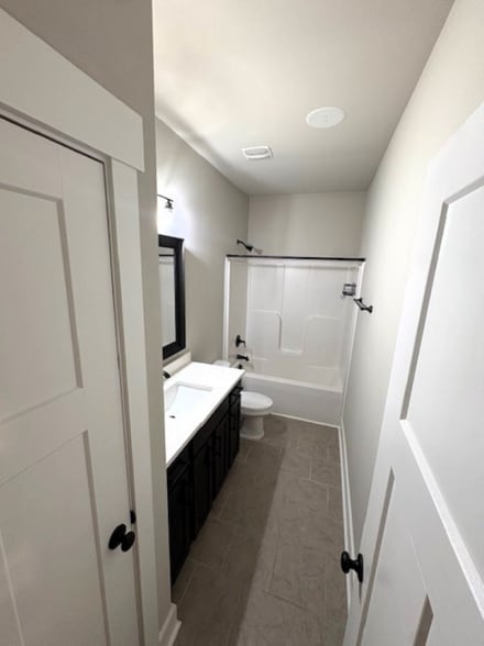 Building Photo - 106 Harvester Dr