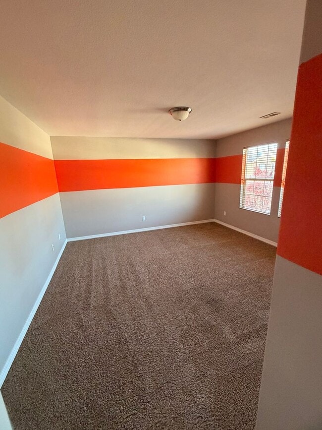 Building Photo - Bright & Spacious 5-Bedroom Home with 3-Car Garage – Available Now