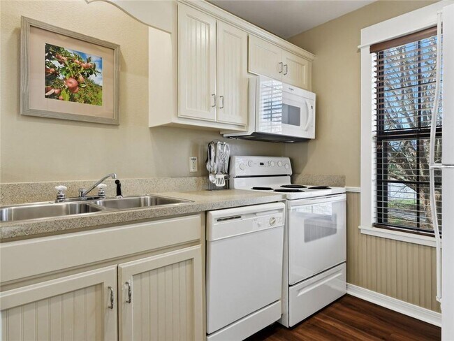 Building Photo - 150 Apple Seed Ct