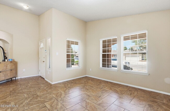 Building Photo - 14244 Smokey Point Dr