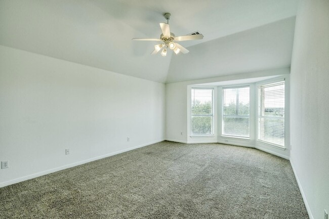 Building Photo - 2403 Vestavia Ridge Ln
