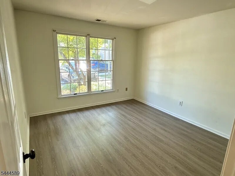 Building Photo - 149 Mockingbird Ct