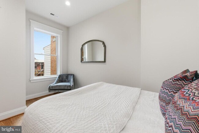 Building Photo - 1319 East Capitol St SE