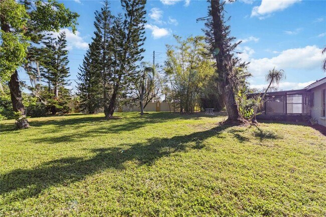 Building Photo - 3509 65th Ave Cir E