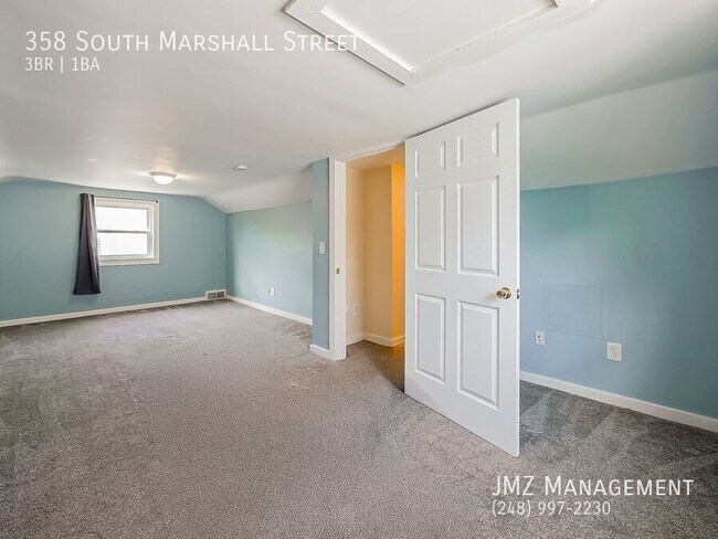 Building Photo - 358 S Marshall St