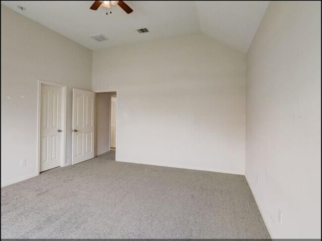 Building Photo - 10014 Blissfull Valley Ln