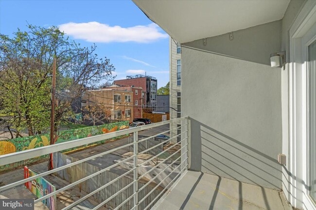 Building Photo - 1610 11th St NW