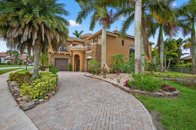 Building Photo - 3501 Collonade Dr