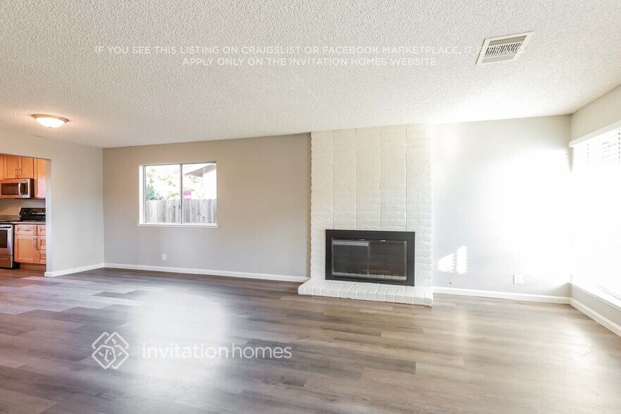 Building Photo - 1120 Whipporwill Way