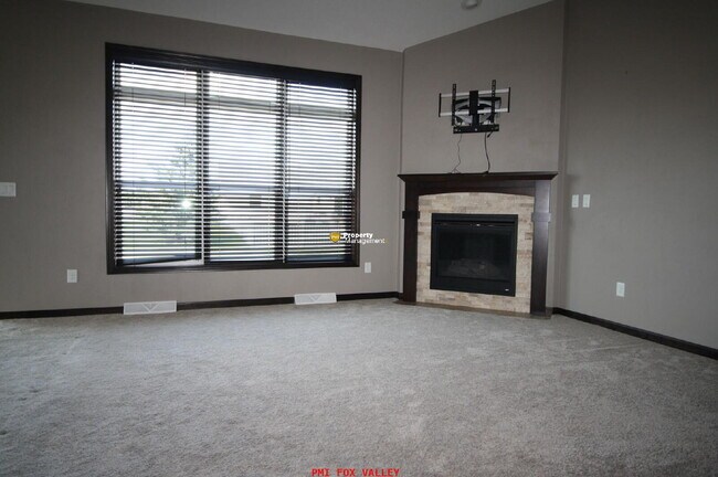 Building Photo - Home located in Family Friendly Neighborhood