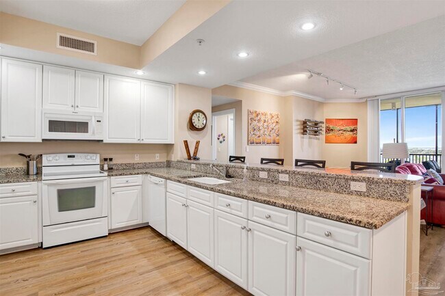 Building Photo - 645 Lost Key Dr