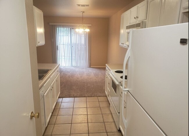 Building Photo - 7736 Rustic Park