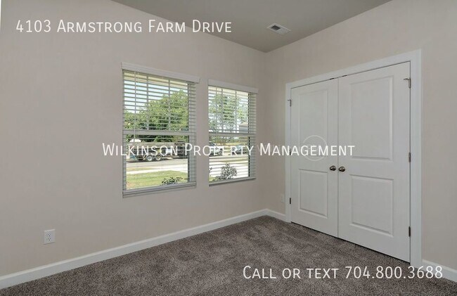 Building Photo - A nice 3 bedrooms and 2 bathrooms energy-e...