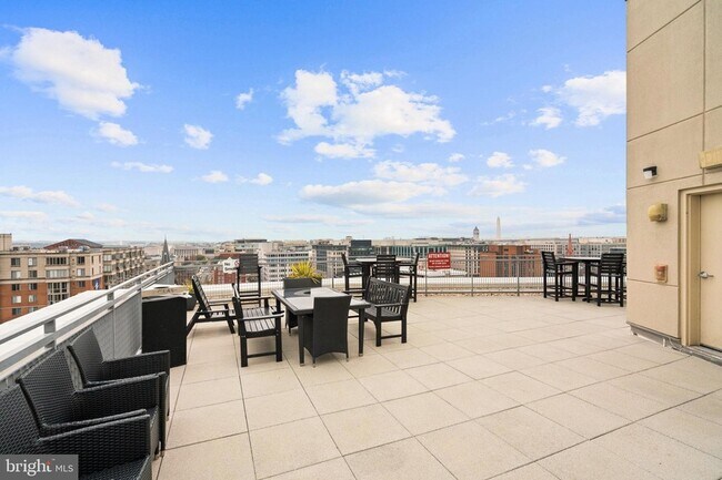 Building Photo - 555 Massachusetts Ave NW