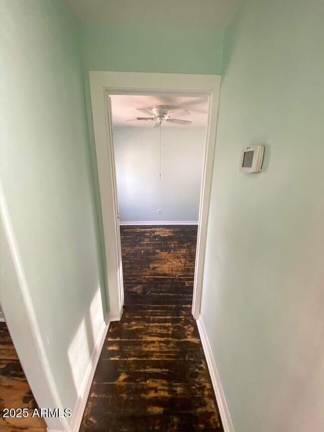 Building Photo - 1329 W Fillmore St