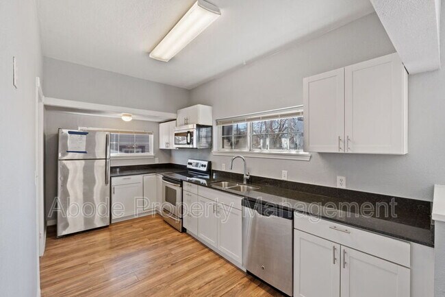 Building Photo - 126 S Lincoln Ave