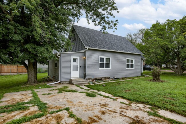 Building Photo - Cozy & Comfortable 2-Bedroom In Gretna!!