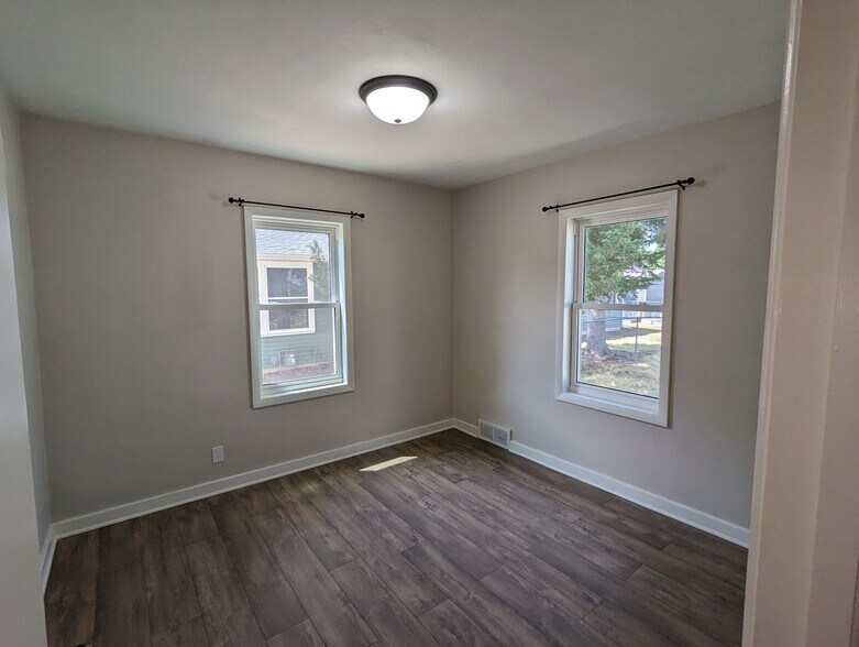 Bedroom 3 - 1231 Chestnut St