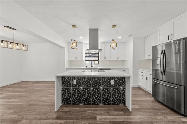 Building Photo - 11218 Creek View Dr