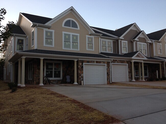 Primary Photo - 21804 Westminster Pl