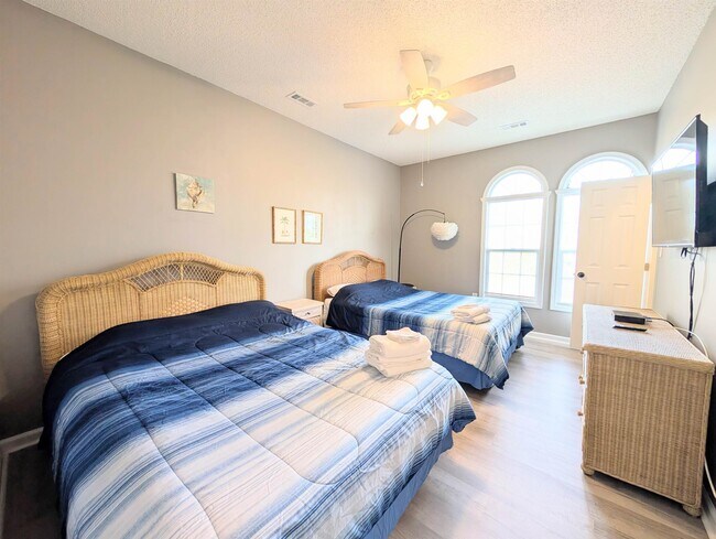 Building Photo - 9772 Leyland Dr