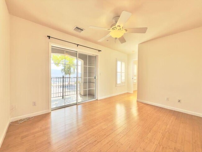 Building Photo - 499 Casselino Dr