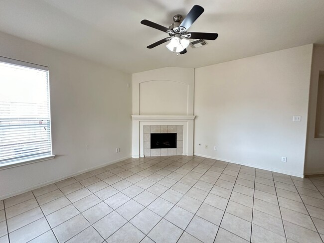 Building Photo - Great Opportunity in Cypress!