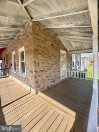 Building Photo - 403 S Main St